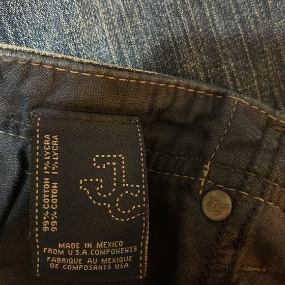 J & Company Straight Leg Low Rise Jeans Embroidered Medium Wash Size 27 (4) EUC! - Picture 6 of 6